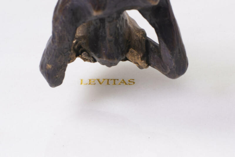 Levitas